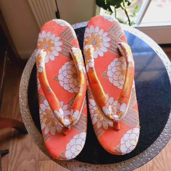 Vintage Japanese Zori Geisha Sandals Floral Orange Gold See Measurements For Sz - Picture 3 of 7